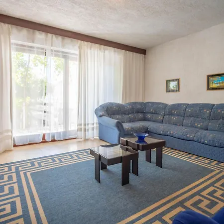 Andrijana By Interhome * نوفي فينودولسكي