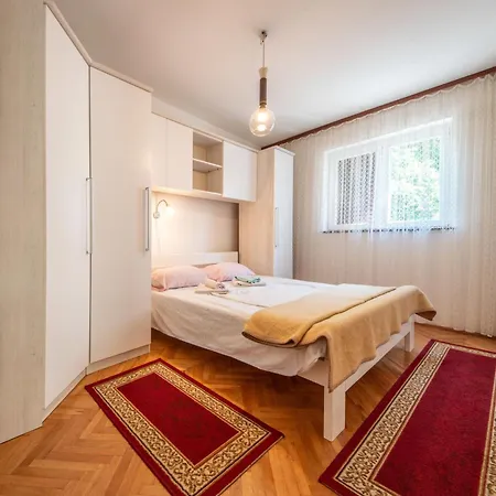 Prázdninový dům Andrijana By Interhome