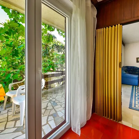 Andrijana By Interhome نوفي فينودولسكي