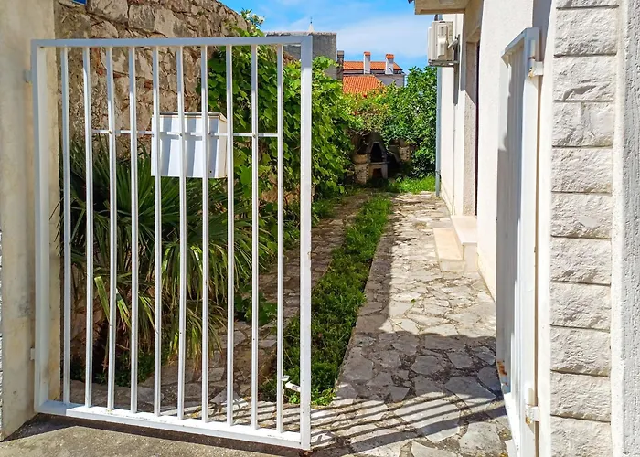 Holiday home Holiday Home Andrijana By Interhome *